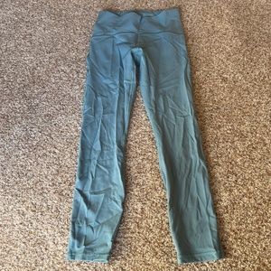Lululemon cropped leggings